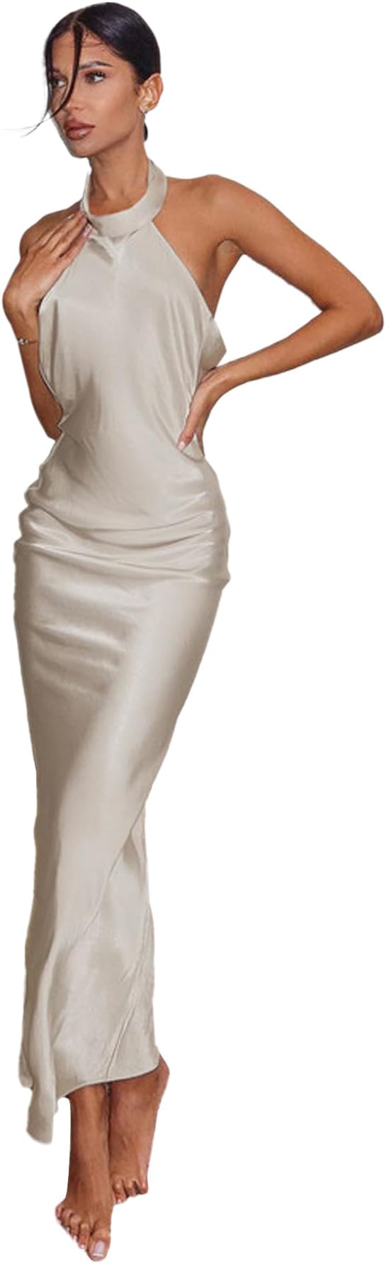 Vestido largo satinado para invitada de boda
